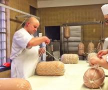 Подробный рецепт приготовления с пошаговыми фото итальянской колбасы мортаделлы в домашних условиях