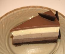 Торт «Три шоколада»: рецепты изысканных десертов